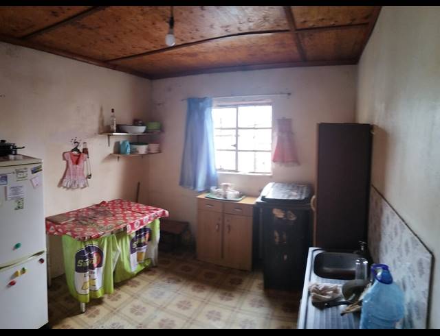2 BEDROOM SEMI DETACHED FOR SALE IN GERALD SMITH